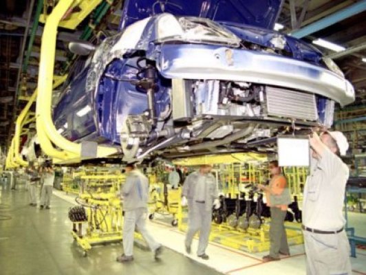 Daimler construieşte o fabrică de componente auto în România